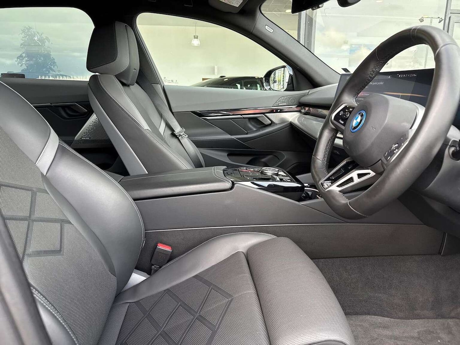 Used BMW 5 Series 2024 for sale - 76638892: Photo 18