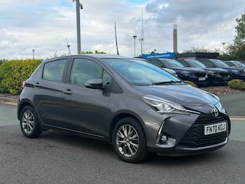 Used Toyota Yaris 2020 for sale - 79563864: Photo