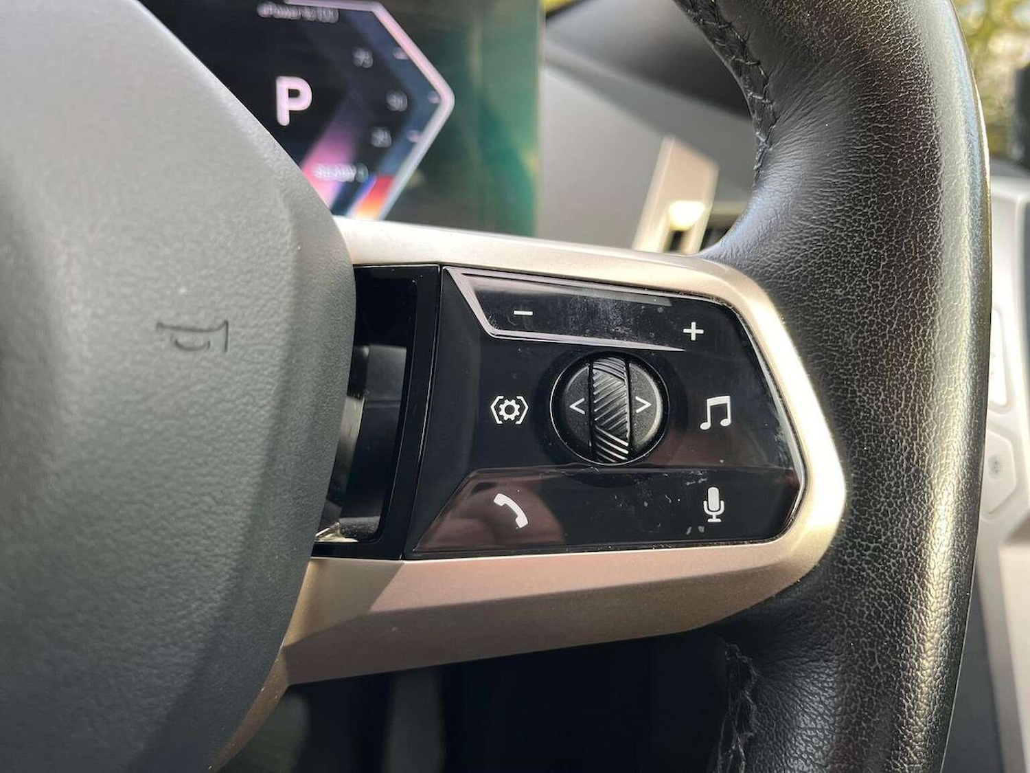 Used BMW iX 2022 for sale - 76596515: Photo 26