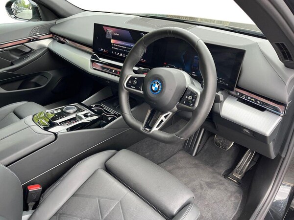 Used BMW 5 Series 2024 for sale - 75627298: Photo 15