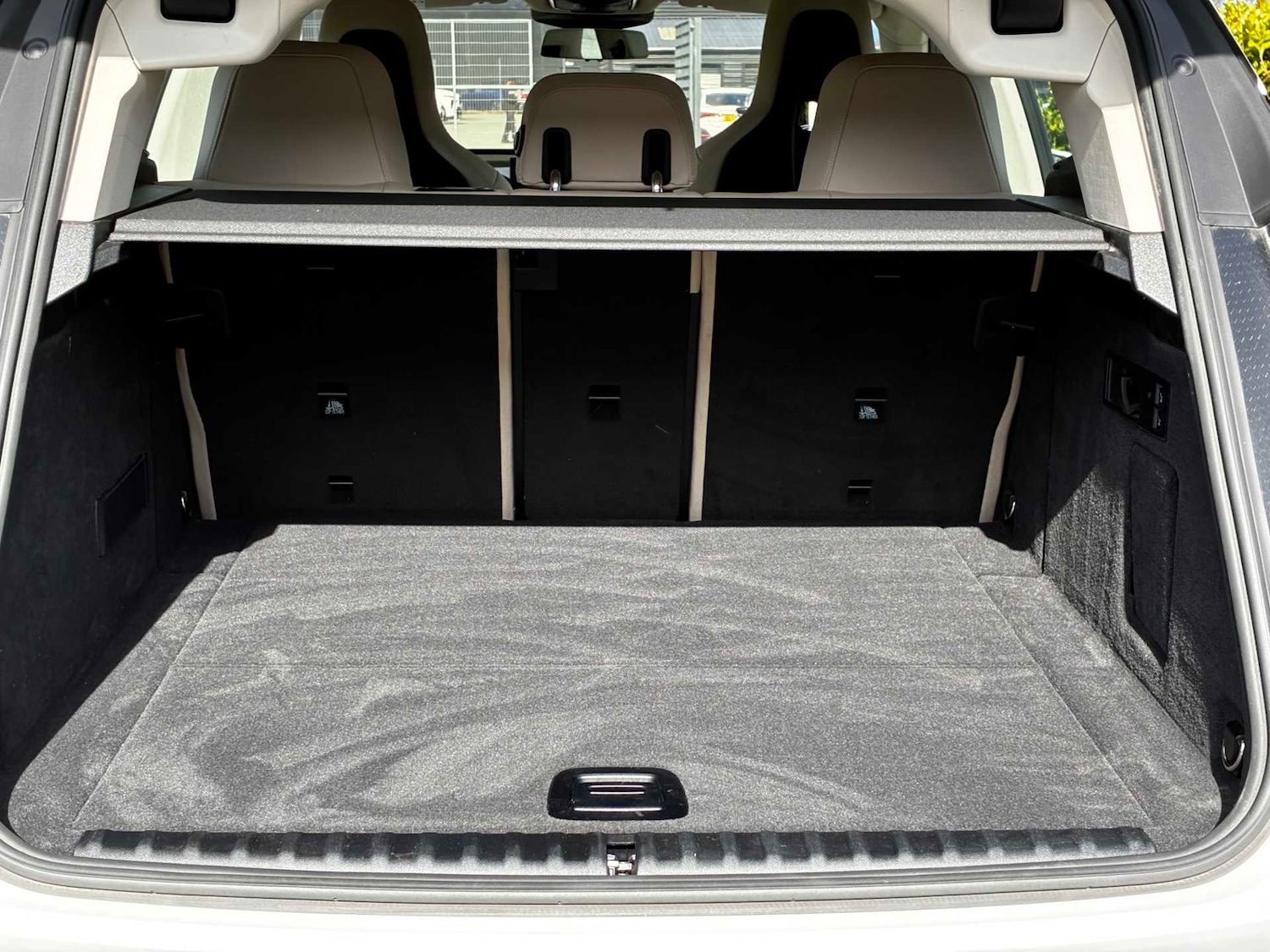 Used BMW iX 2024 for sale - 78196289: Photo 11