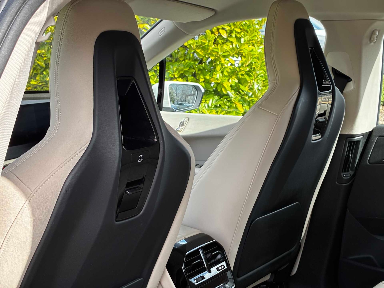 Used BMW iX 2024 for sale - 78196289: Photo 17