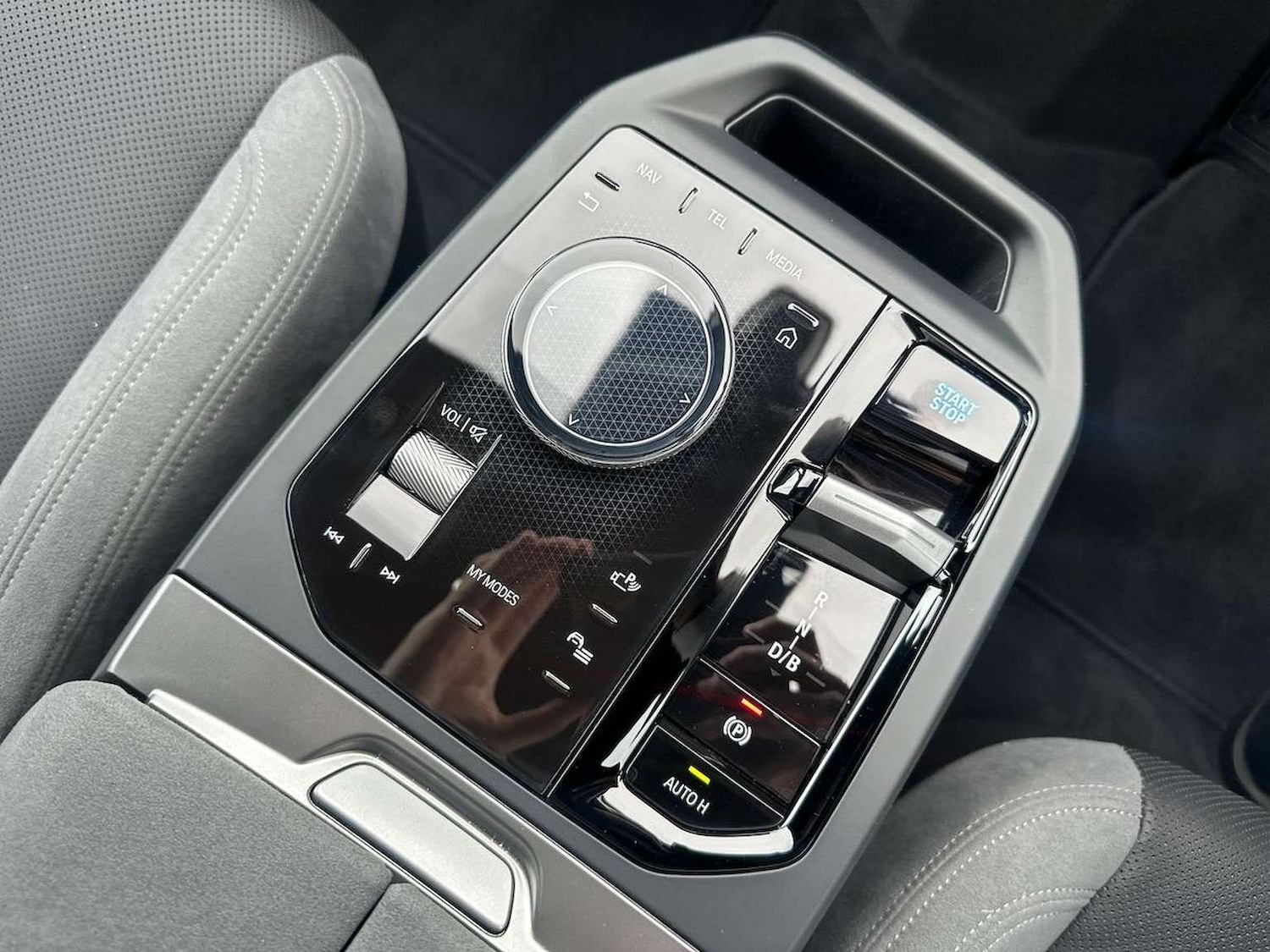 Used BMW iX 2025 for sale - 76596306: Photo 14