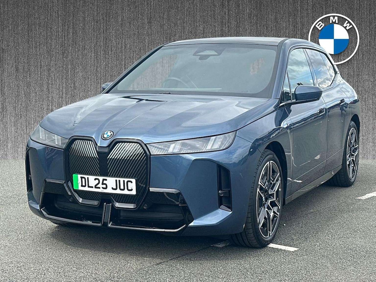 Used BMW iX 2025 for sale - 76596306: Photo 21