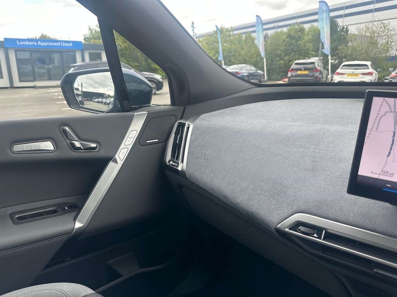 Used BMW iX 2025 for sale - 76596306: Photo 25