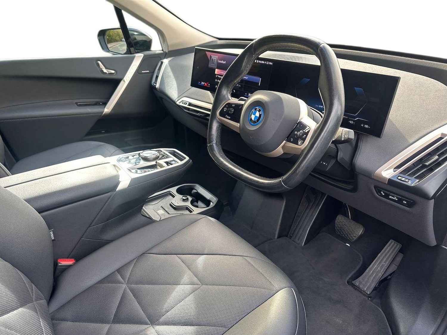 Used BMW iX 2023 for sale - 76376823: Photo 15