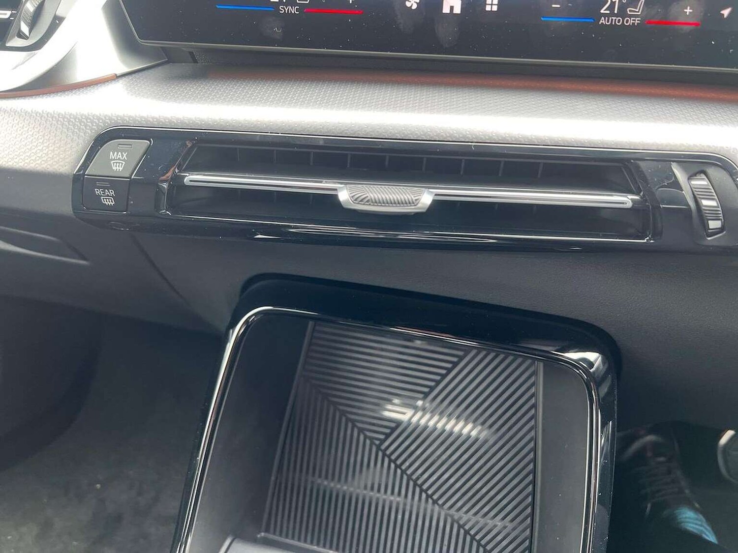 Used BMW iX1 2025 for sale - 76596250: Photo 13