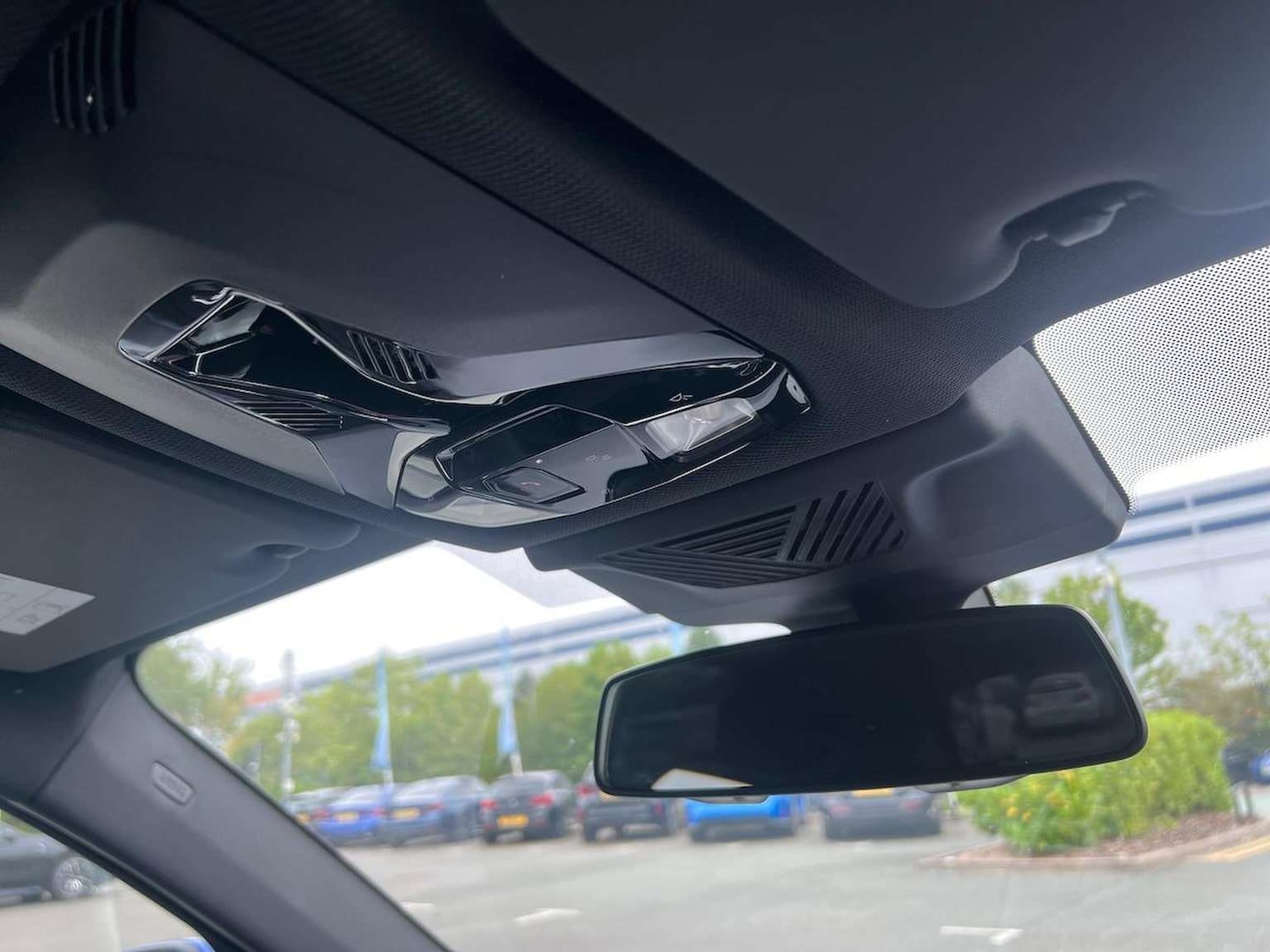 Used BMW iX1 2025 for sale - 76596250: Photo 15