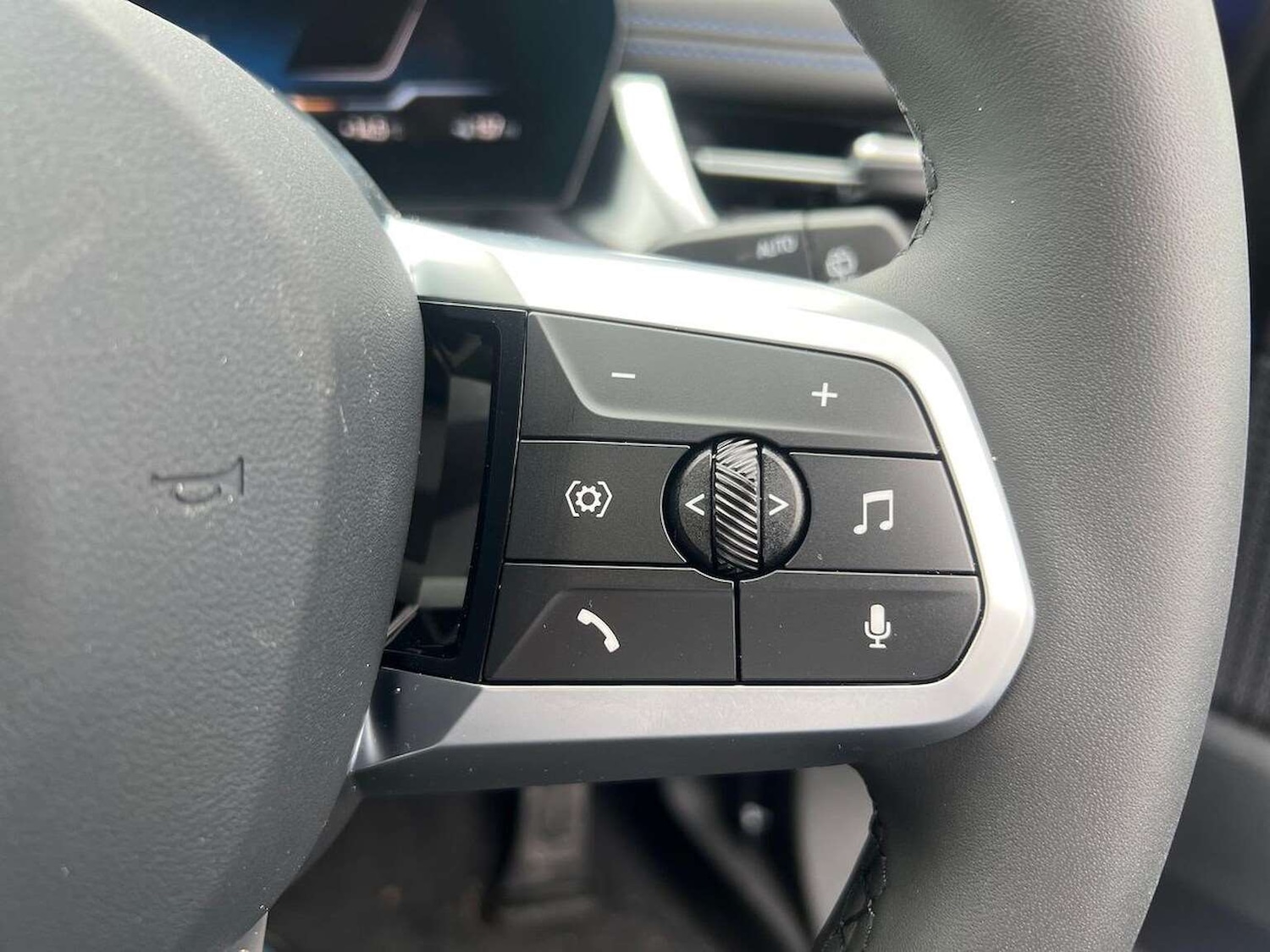 Used BMW iX1 2025 for sale - 76596250: Photo 27