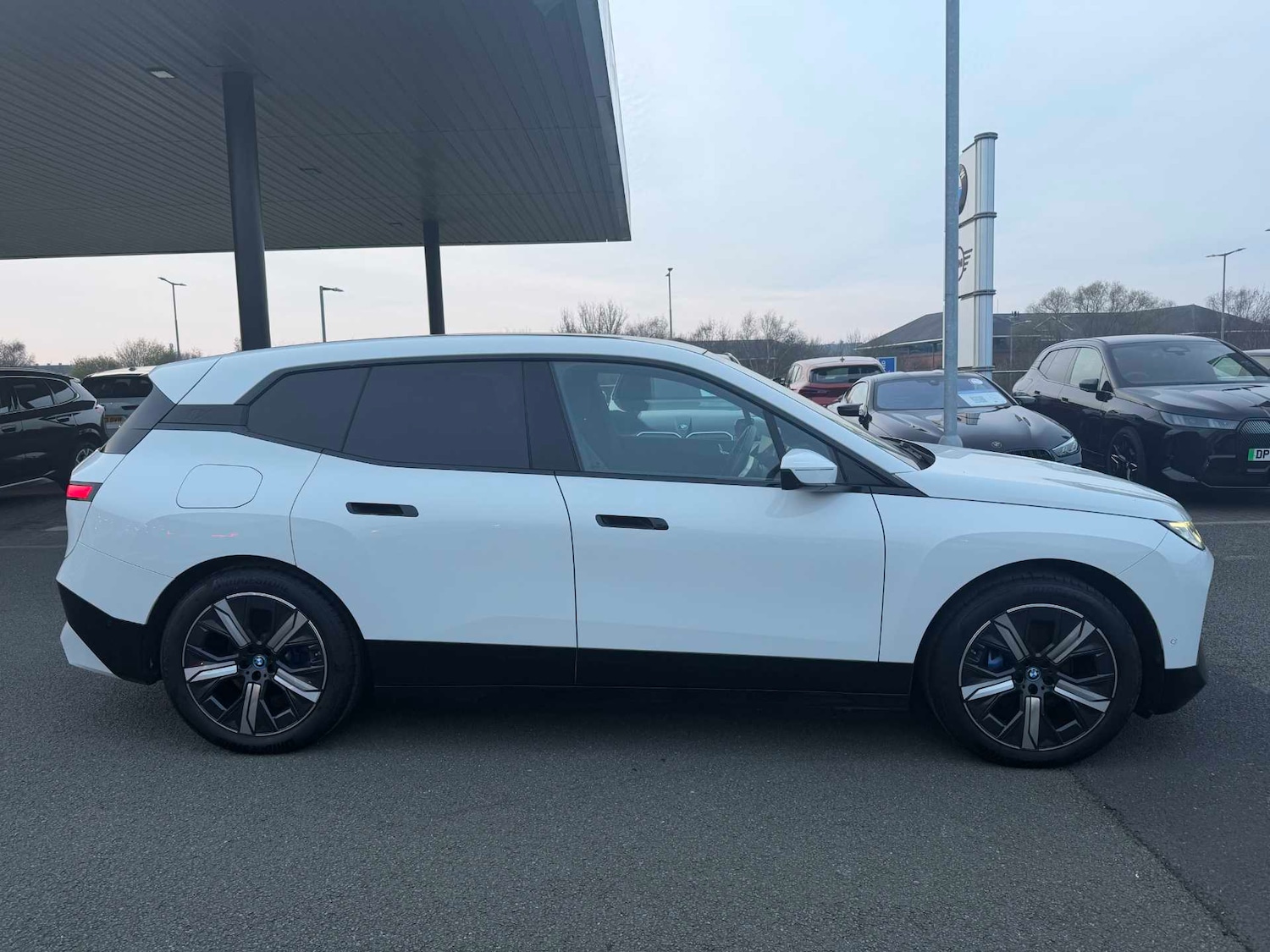 Used BMW iX 2022 for sale - 77980834: Photo 2