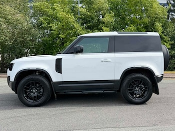 Used Land Rover Defender 2024 for sale - 79143445: Photo