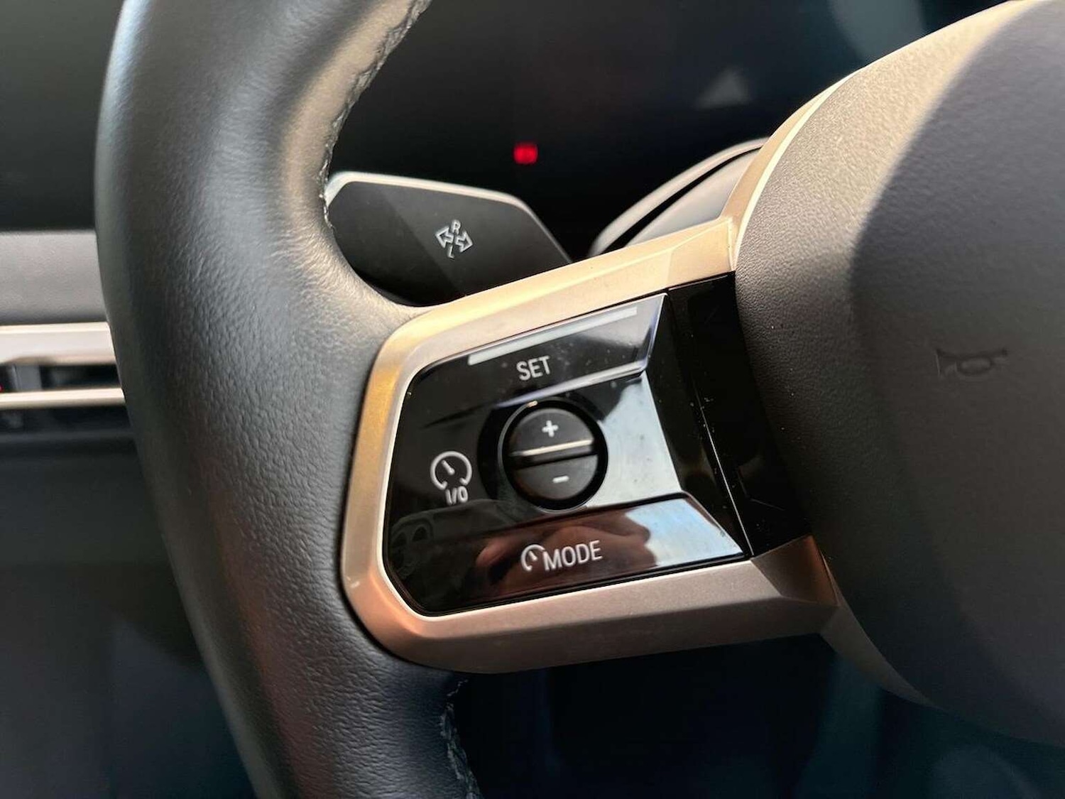 Used BMW iX 2023 for sale - 76596459: Photo 25