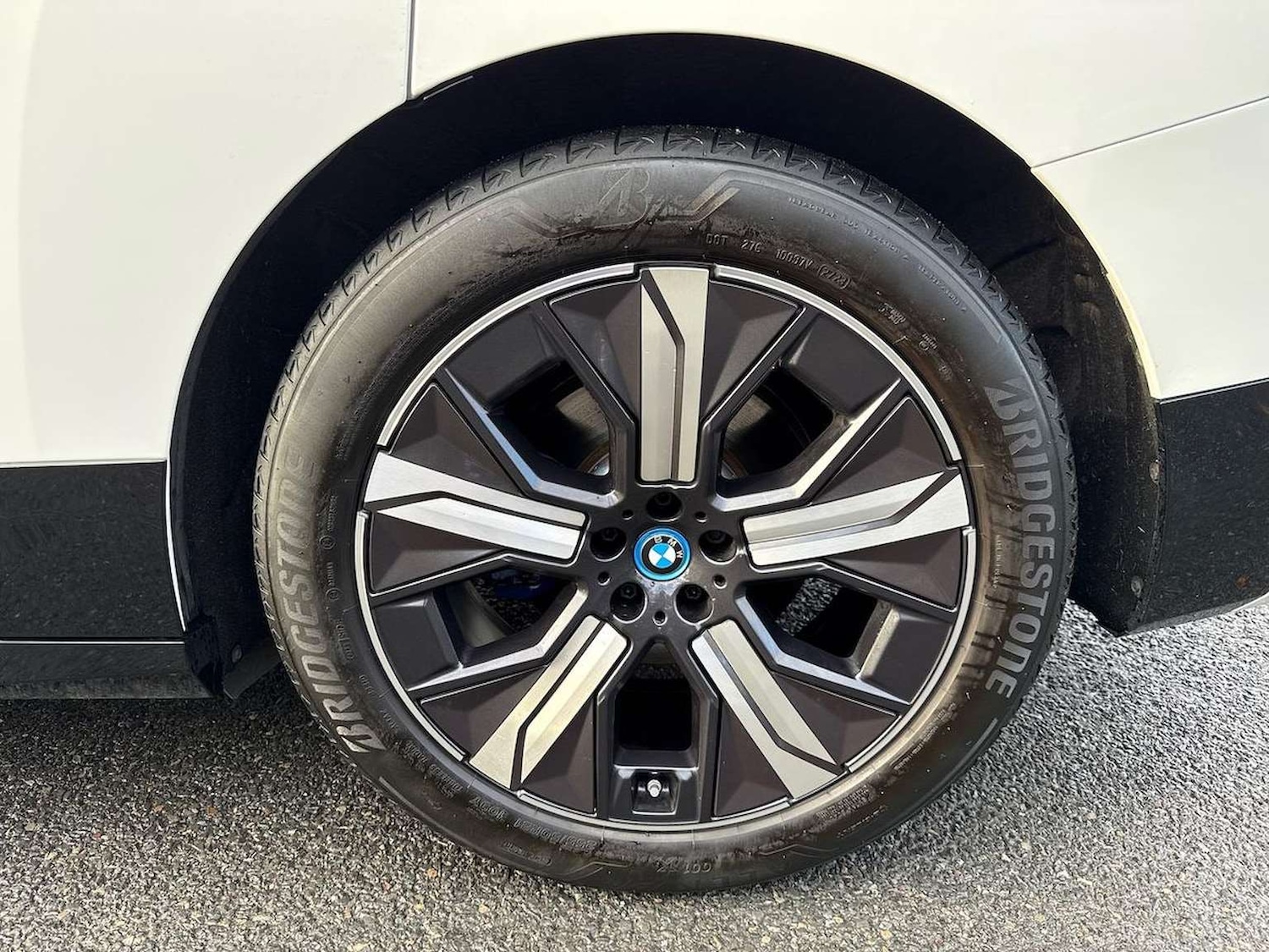 Used BMW iX 2023 for sale - 76596459: Photo 6