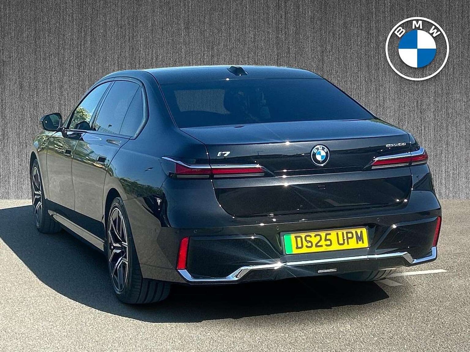 Used BMW i7 2025 for sale - 77902760: Photo 2