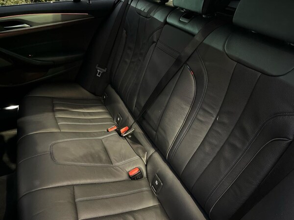 Used BMW 5 Series 2017 for sale - 76268308: Photo 16
