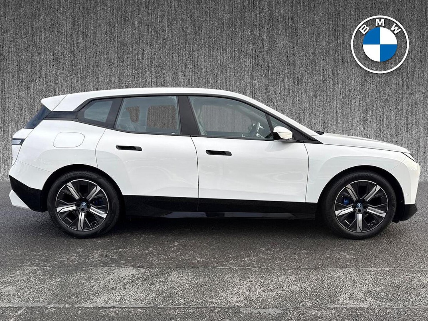 Used BMW iX 2023 for sale - 76369195: Photo 3