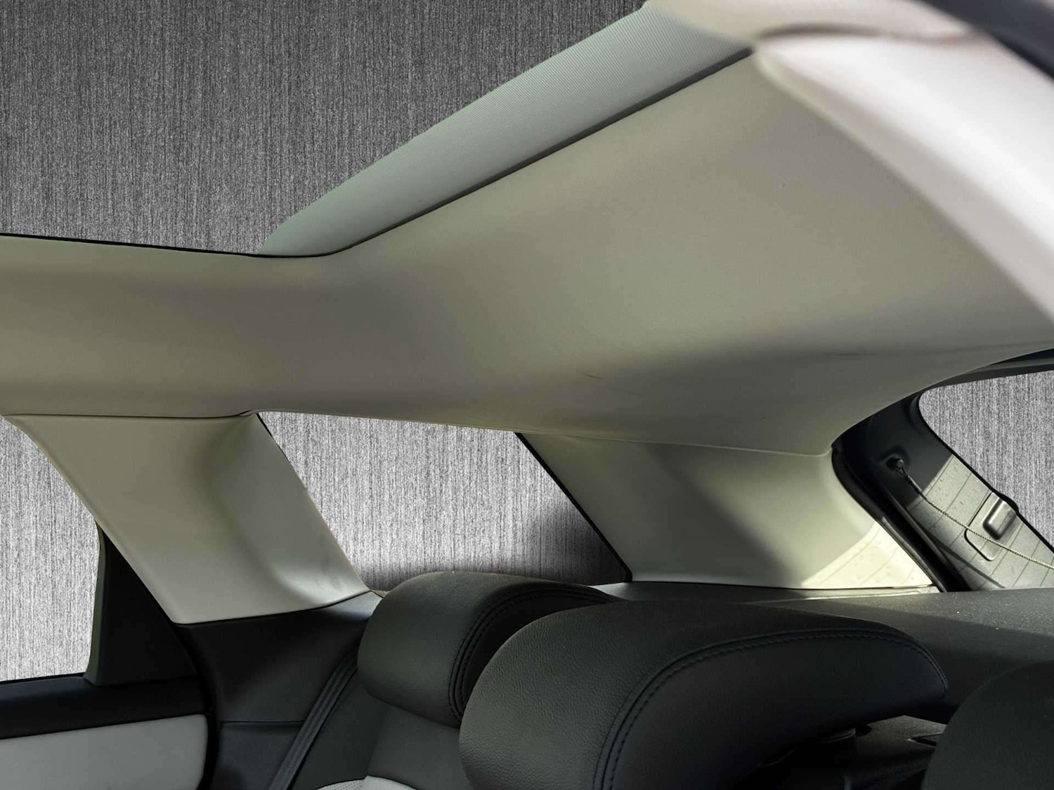 Used Land Rover Range Rover Evoque 2023 for sale - 78131771: Photo 18