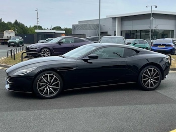 Used Aston Martin DB11 2019 for sale - 79120310: Photo