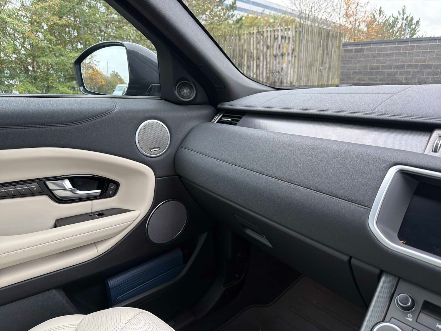 Used Land Rover Range Rover Evoque 2018 for sale - 76860056: Photo 24