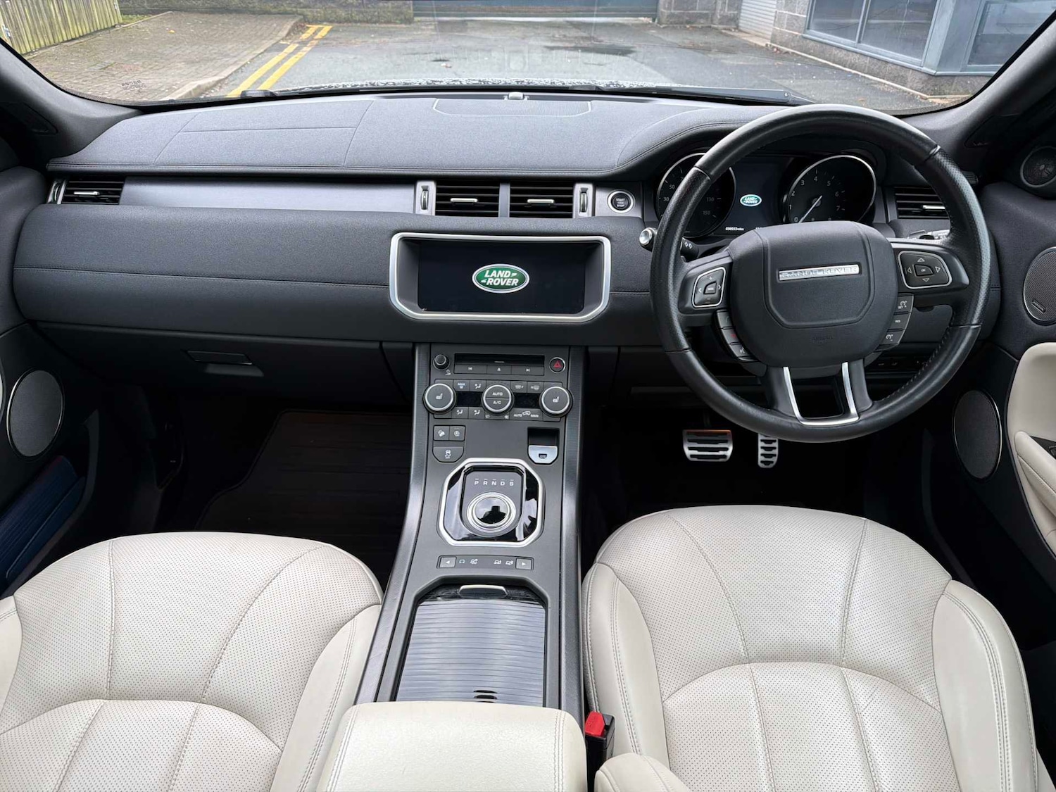 Used Land Rover Range Rover Evoque 2018 for sale - 76860056: Photo 8