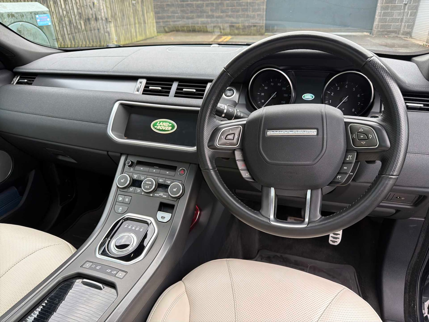 Used Land Rover Range Rover Evoque 2018 for sale - 76860056: Photo 9