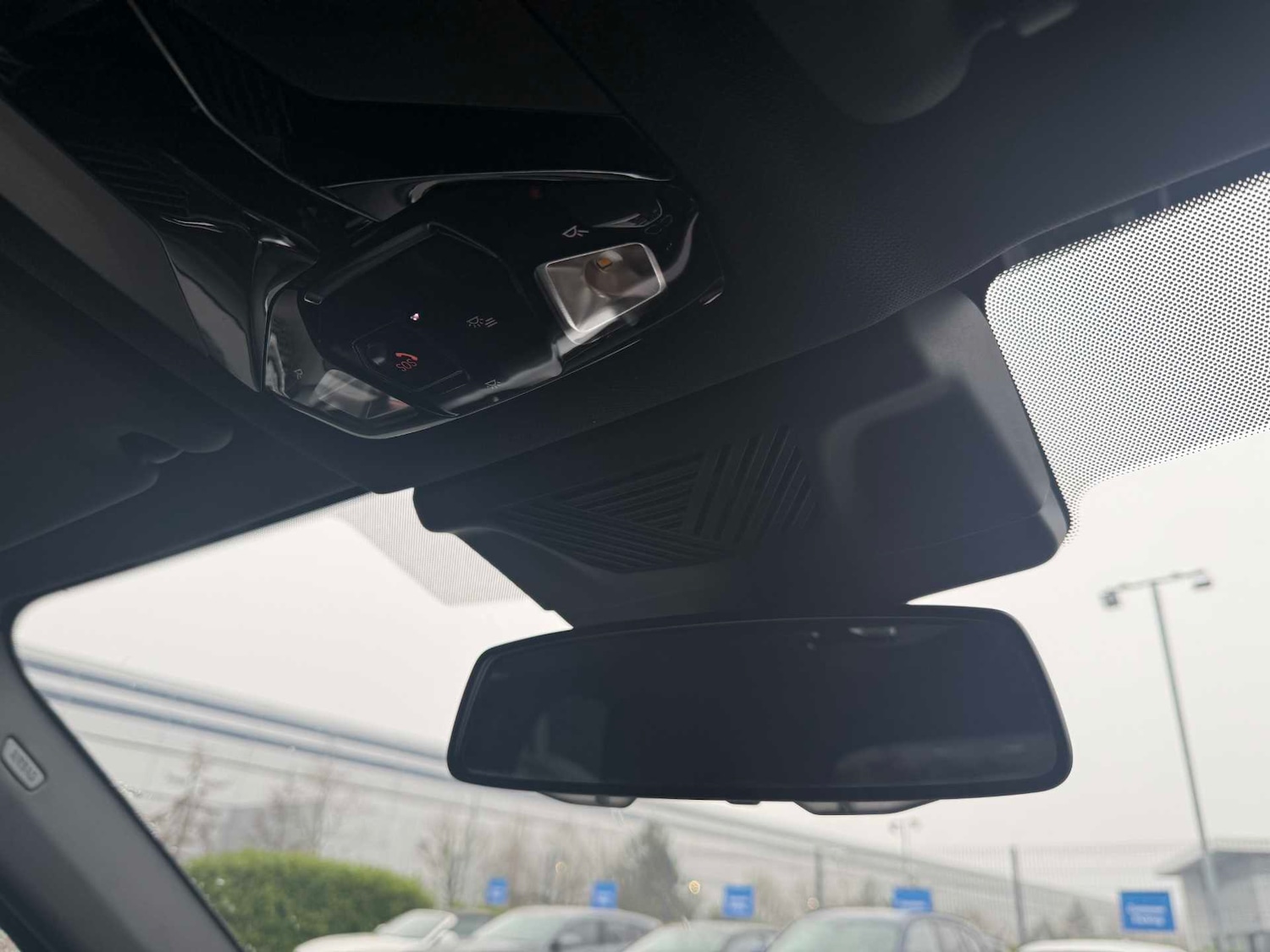 Used BMW iX1 2023 for sale - 77639310: Photo 16