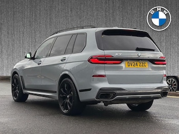 Used BMW X7 2024 for sale - 76477217: Photo