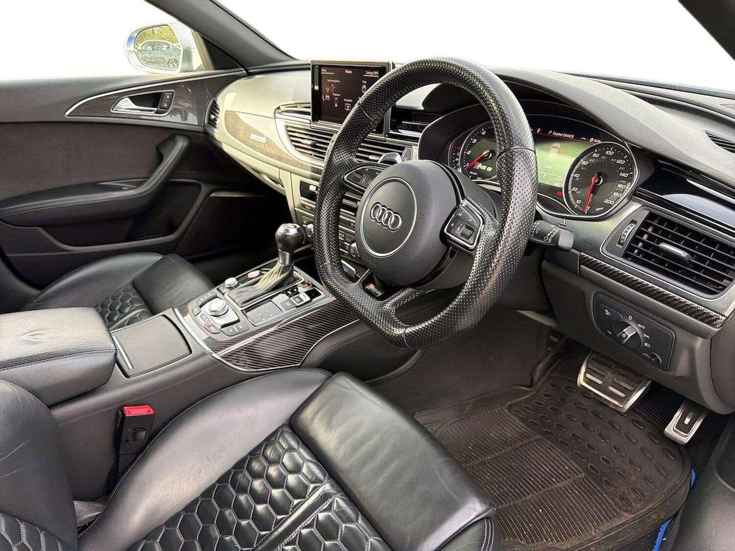 Used Audi RS6 2017 for sale - 76596167: Photo 15