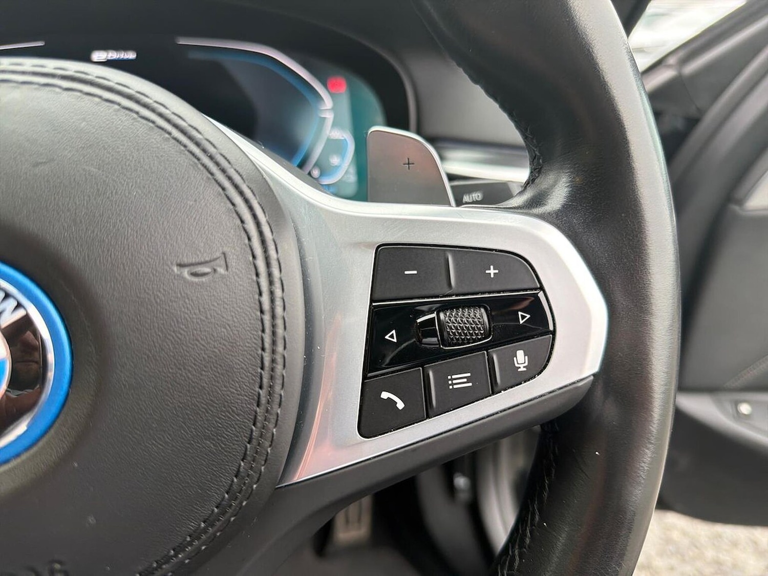 Used BMW 5 Series 2023 for sale - 76455307: Photo 26