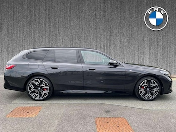 Used BMW 5 Series 2025 for sale - 77916121: Photo