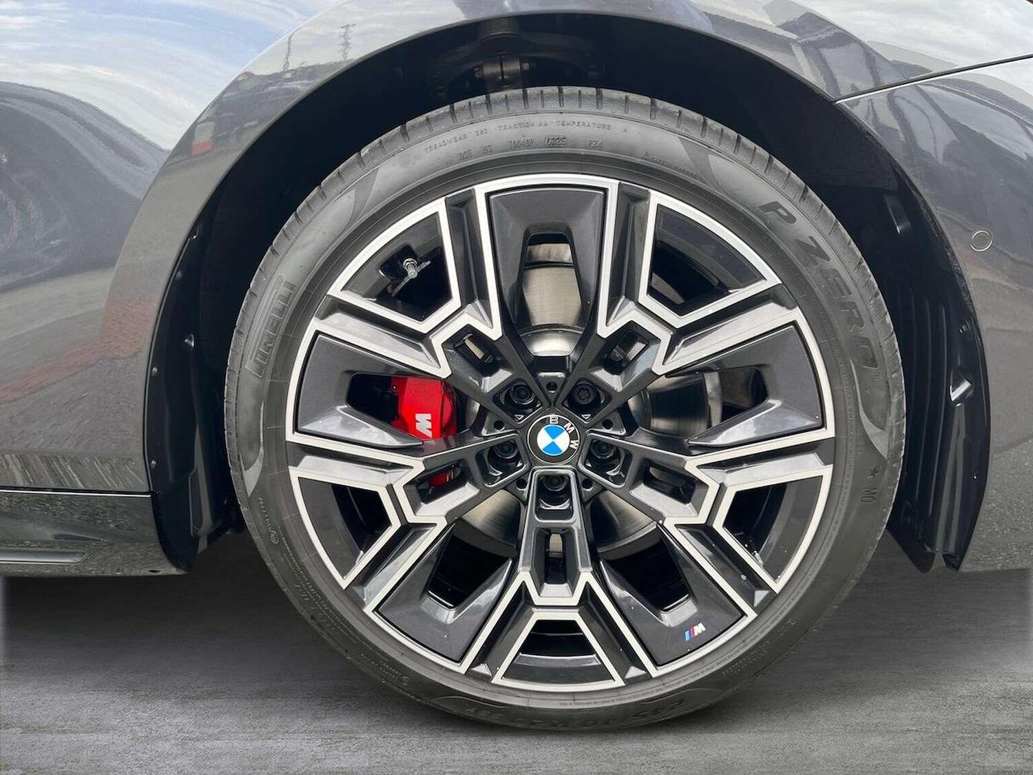 Used BMW 5 Series 2025 for sale - 77916121: Photo 6