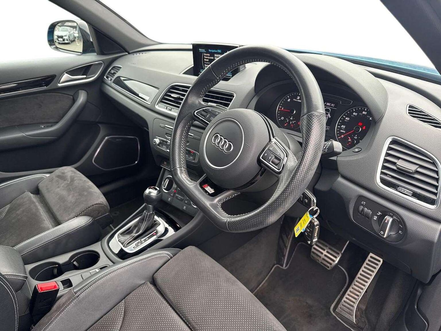 Used Audi Q3 2017 for sale - 76770027: Photo 15