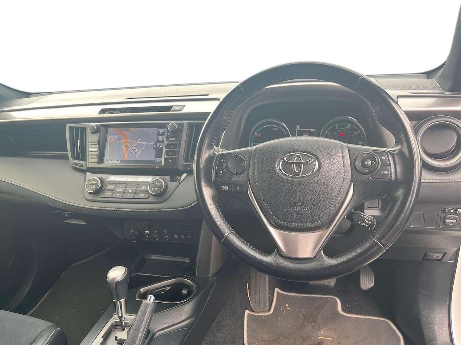 Used Toyota RAV4 2016 for sale - 76770080: Photo 9