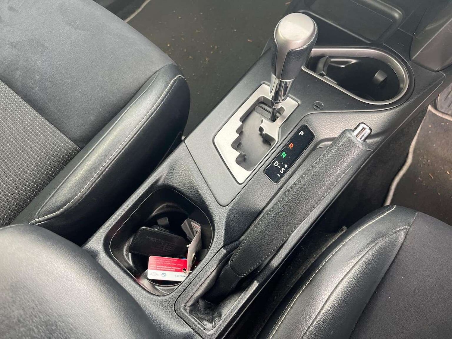 Used Toyota RAV4 2016 for sale - 76637819: Photo 13