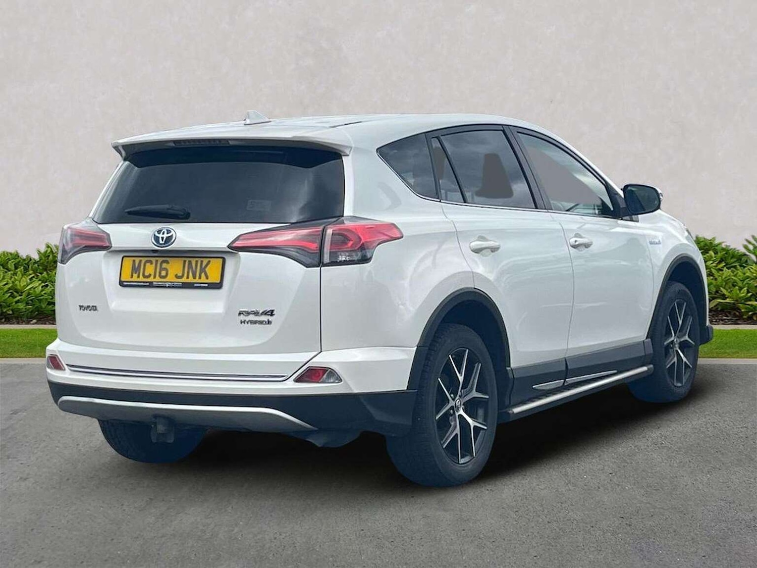 Used Toyota RAV4 2016 for sale - 76637819: Photo 18