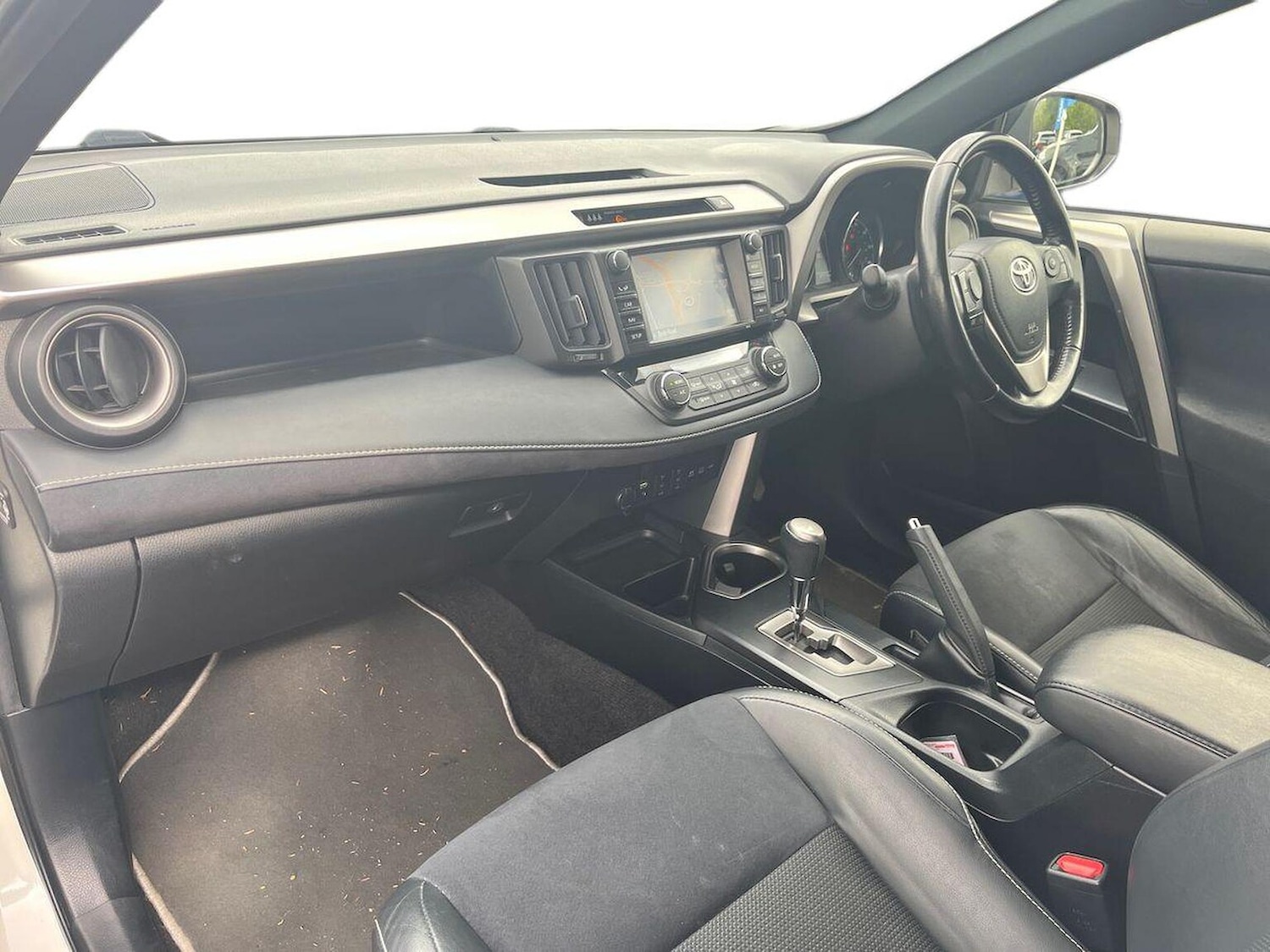 Used Toyota RAV4 2016 for sale - 76027550: Photo 7