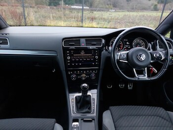 Used Volkswagen Golf 2020 for sale - 76656645: Photo