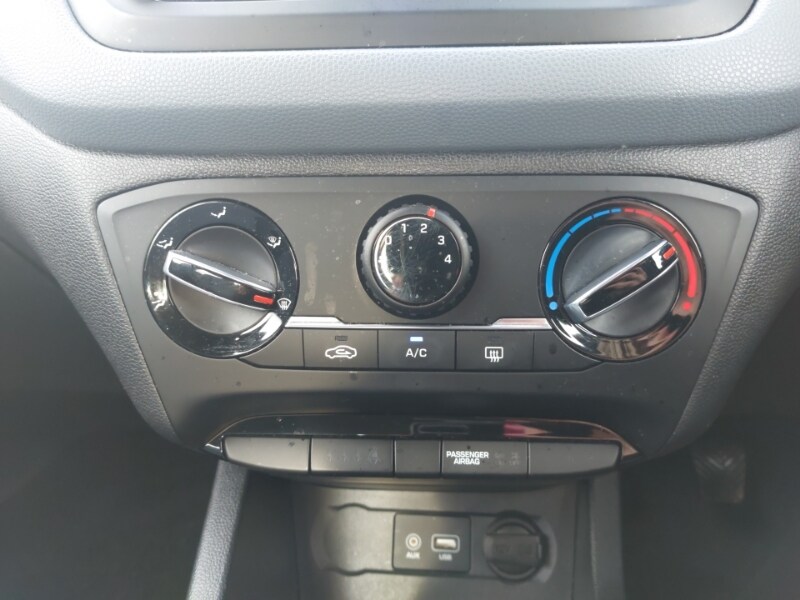 Used Hyundai i20 2017 for sale - 77664212: Photo 14