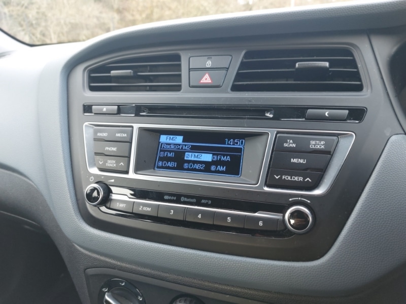 Used Hyundai i20 2017 for sale - 77664212: Photo 19