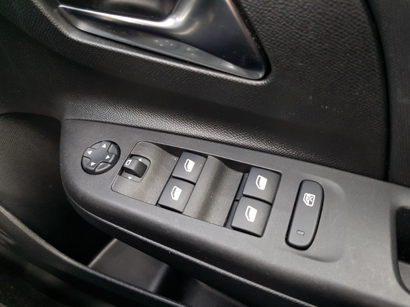 Used Vauxhall Corsa 2021 for sale - 76160909: Photo 15