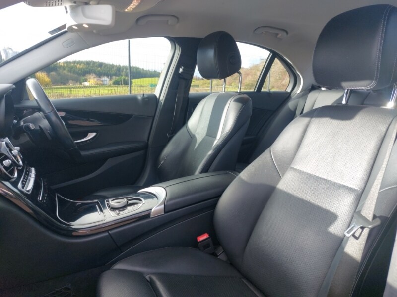 Used Mercedes-Benz C Class 2018 for sale - 76543448: Photo 5