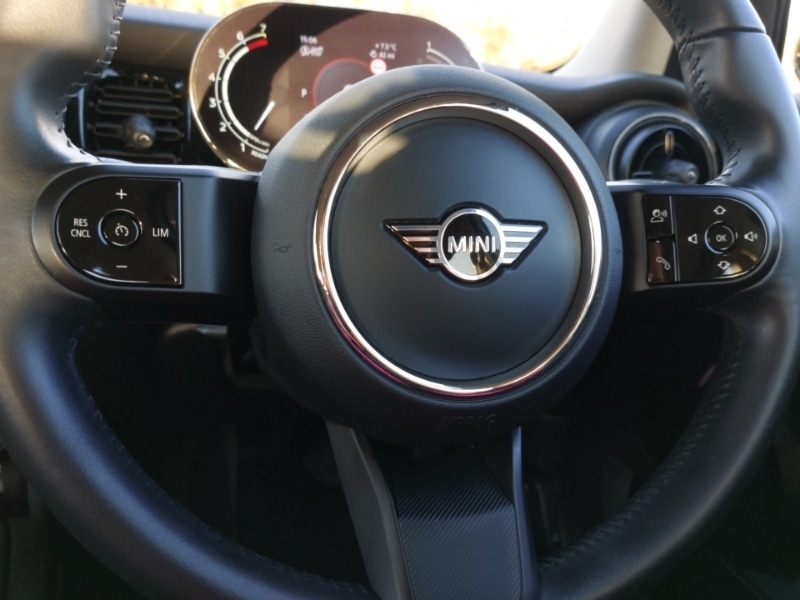 Used MINI Cooper 2023 for sale - 76795393: Photo 15