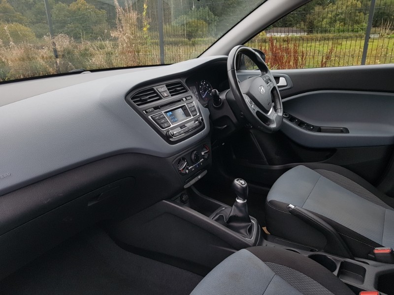 Used Hyundai i20 2016 for sale - 76145613: Photo 5