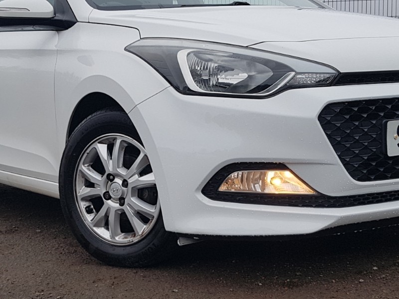 Used Hyundai i20 2016 for sale - 76145613: Photo 9