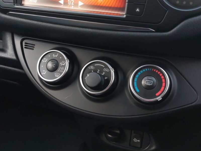 Used Toyota Yaris 2016 for sale - 77085736: Photo 14