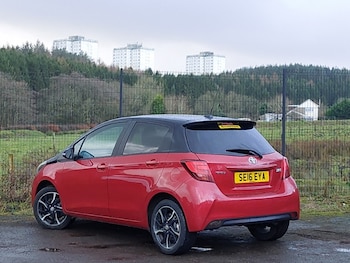 Used Toyota Yaris 2016 for sale - 77085736: Photo