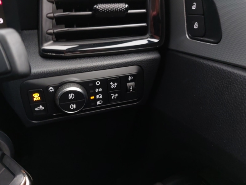 Used Volkswagen Amarok 2024 for sale - 76846800: Photo 18