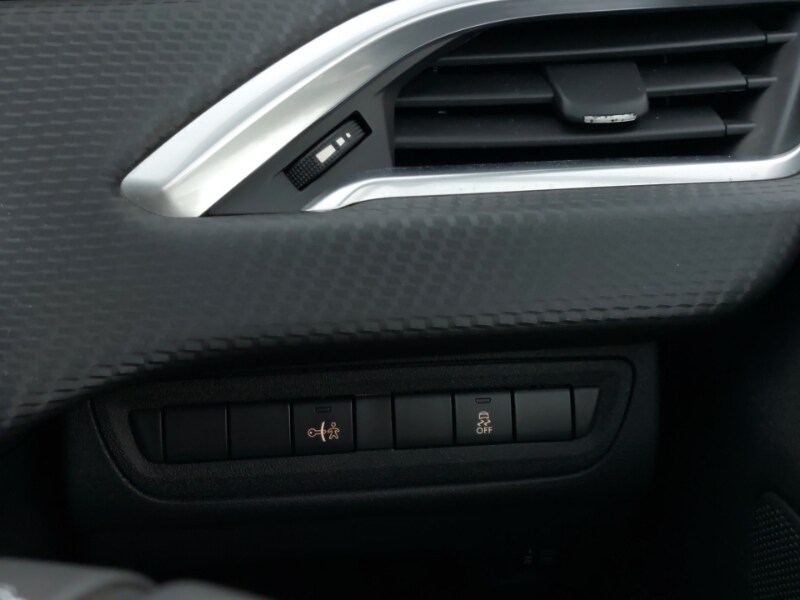 Used Peugeot 208 2017 for sale - 76533538: Photo 16