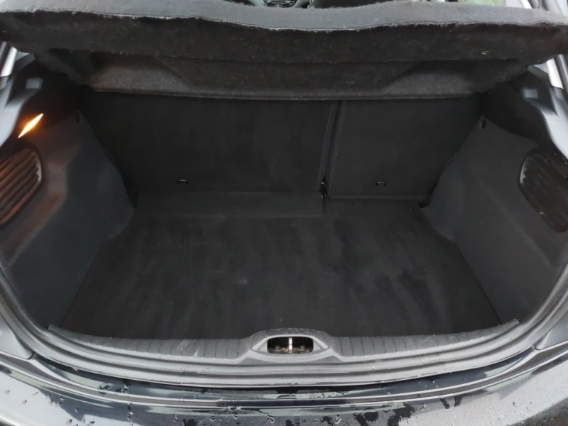 Used Peugeot 208 2017 for sale - 76533538: Photo 8