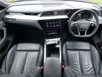 Used Audi e-tron 2022 for sale - 78803514: Photo